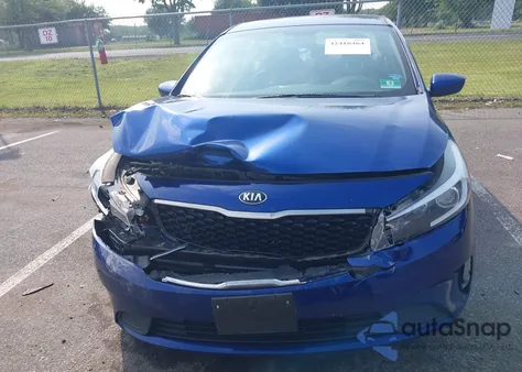2018 Kia Forte Lx z USA, uszkodzony, nr VIN 3KPFL4A79JE242170